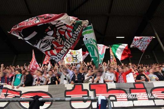 Rot-Weiss Essen vs TSV Alemannia Aachen II (1-1) (9)