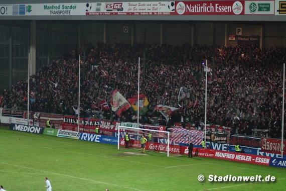 Rot-Weiss Essen vs Wuppertaler SV Borussia (4-1) (15)