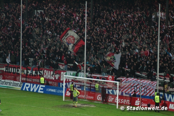 Rot-Weiss Essen vs Wuppertaler SV Borussia (4-1) (19)