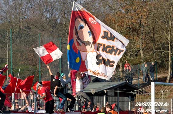 SC 07 Idar-Oberstein vs Rot-Weiss Essen (2-1) (10)