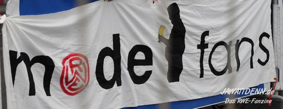 Rot-Weiss Essen vs FC Schalke 04 II (1-0) (7)