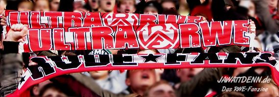 Rot-Weiss Essen vs FC Schalke 04 II (1-0) (10)