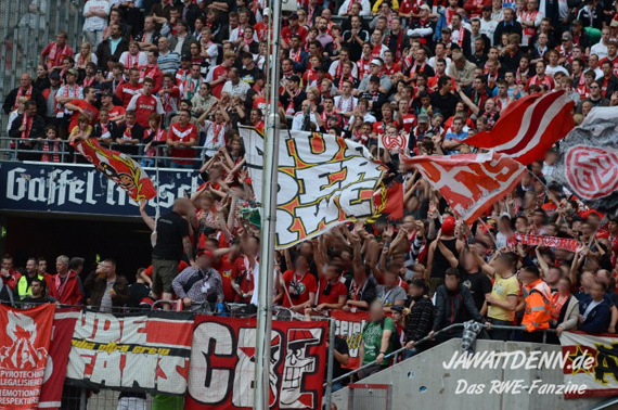 1. FC Köln II vs Rot-Weiss Essen (2-1) (15)