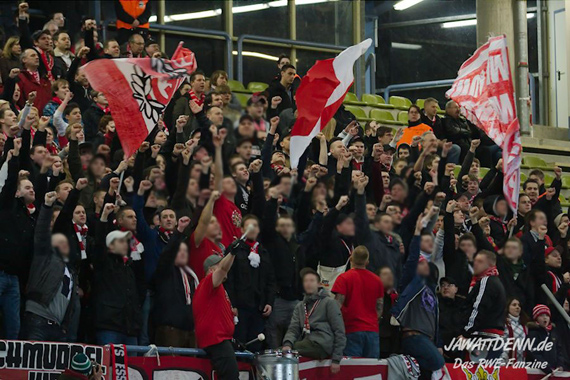 VfL Bochum II vs Rot-Weiss Essen (2-4) (5)