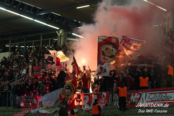 VfL Bochum II vs Rot-Weiss Essen (2-4) (9)
