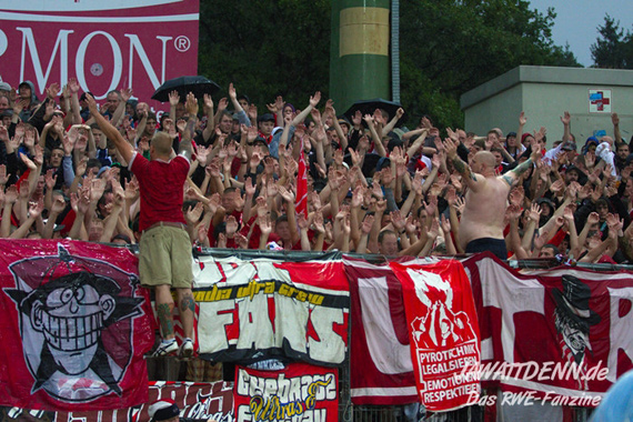 TuS Koblenz vs Rot-Weiss Essen (0-0) (9)