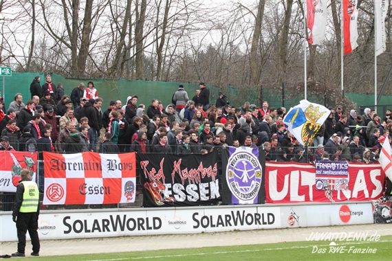 1. FC Köln vs Rot-Weiss Essen (1-4) (1)