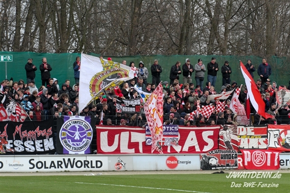 1. FC Köln vs Rot-Weiss Essen (1-4) (2)