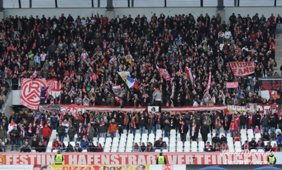 Rot-Weiss Essen vs FC Schalke 04 II (1-0) (3)