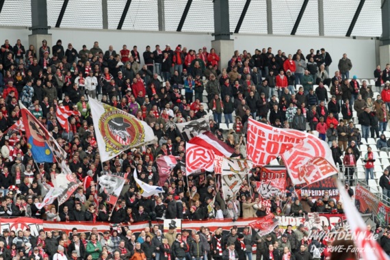 Rot-Weiss Essen vs FC Schalke 04 II (1-0) (6)