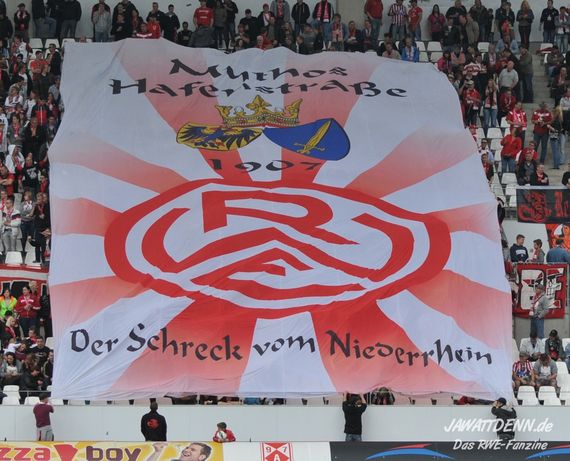 Rot-Weiss Essen vs Sportfreunde Siegen (1-0) (13)