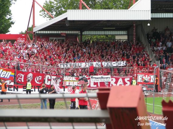 Rot-Weiß Oberhausen vs Rot-Weiss Essen (2-0) (7)