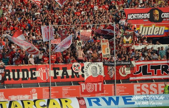 Rot-Weiss Essen vs Sportfreunde Lotte (1-1) (2)