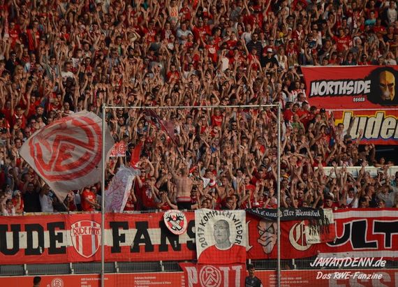 Rot-Weiss Essen vs Sportfreunde Lotte (1-1) (4)