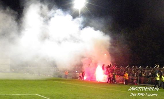 SV Rödinghausen vs Rot-Weiss Essen (0-1) (3)