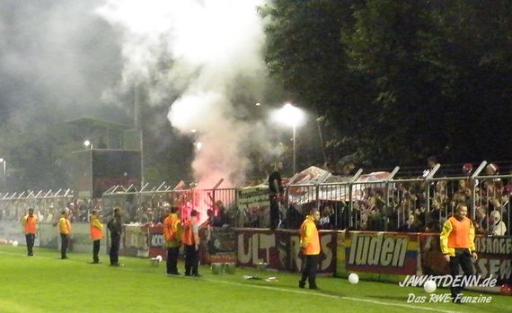 SV Rödinghausen vs Rot-Weiss Essen (0-1) (10)