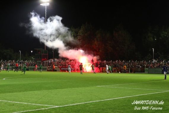 SV Rödinghausen vs Rot-Weiss Essen (0-1) (22)