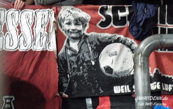 Sportfreunde Siegen vs Rot-Weiss Essen (1-3) (4)