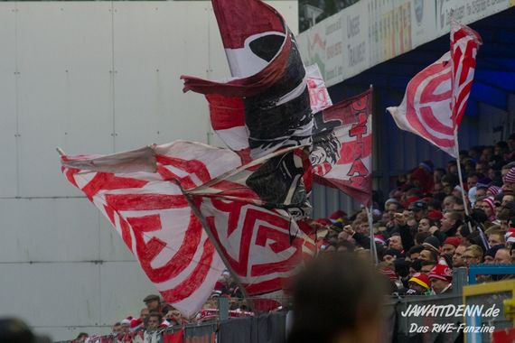 Sportfreunde Lotte vs Rot-Weiss Essen (1-1) (26)