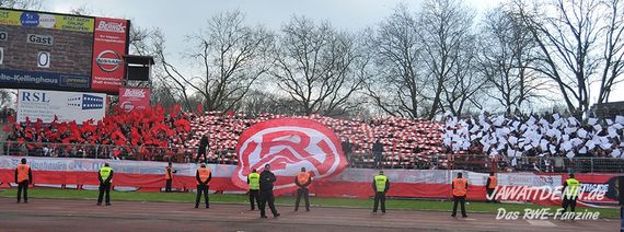 Rot-Weiß Oberhausen vs Rot-Weiss Essen (1-0) (26)