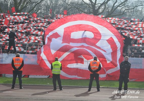 Rot-Weiß Oberhausen vs Rot-Weiss Essen (1-0) (28)