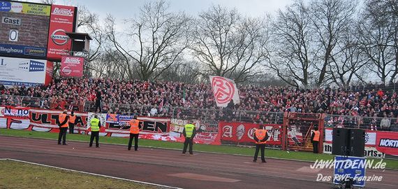 Rot-Weiß Oberhausen vs Rot-Weiss Essen (1-0) (30)