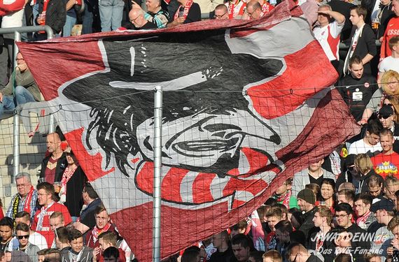 Rot-Weiss Essen vs FC Kray (2-0) (11)