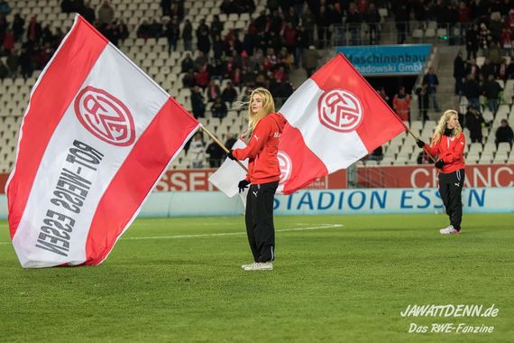 Rot-Weiss Essen vs FC Kray (1-1) (1)