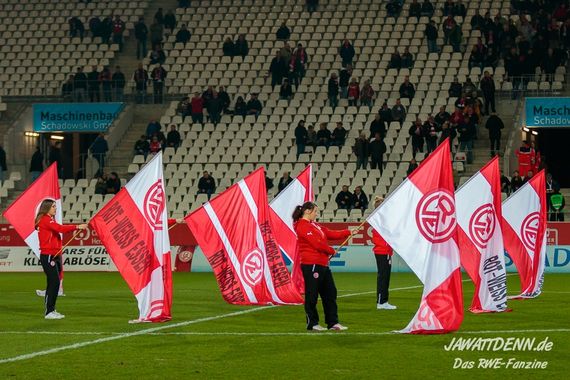 Rot-Weiss Essen vs SC Verl (1-0) (4)