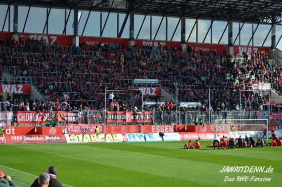 Rot-Weiss Essen vs TSV Alemannia Aachen (3-2) (19)