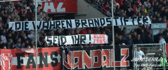 Rot-Weiss Essen vs TSV Alemannia Aachen (3-2) (21)