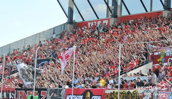 Rot-Weiss Essen vs Rot-Weiß Oberhausen (0-2) (1)