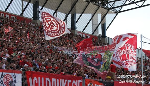 Rot-Weiss Essen vs Rot-Weiß Oberhausen (0-2) (9)