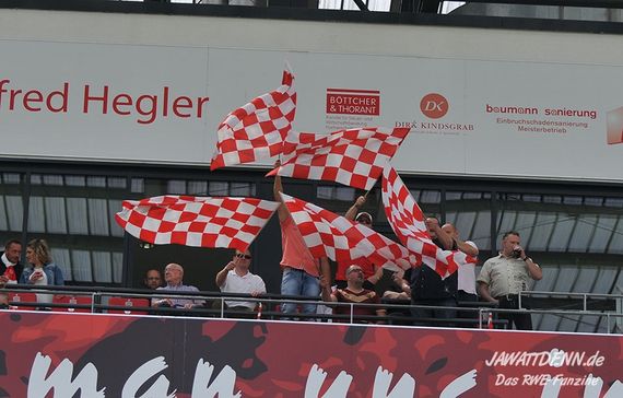 Rot-Weiss Essen vs Borussia Dortmund II (2-1) (4)