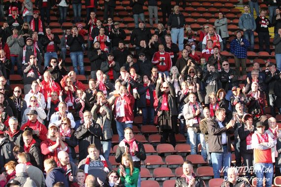 KFC Uerdingen 05 vs Rot-Weiss Essen (1-4 n.V.) (7)