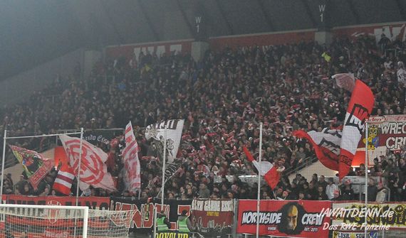 Rot-Weiss Essen vs FC Kray (4-1) (2)