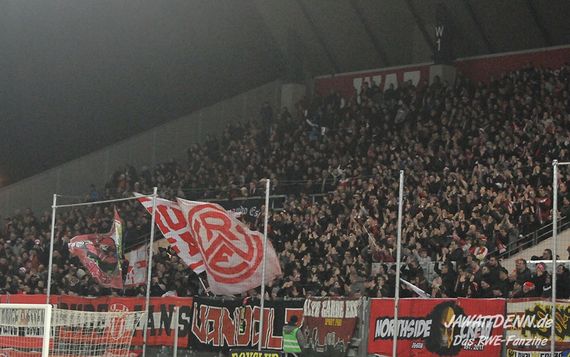 Rot-Weiss Essen vs FC Kray (4-1) (4)