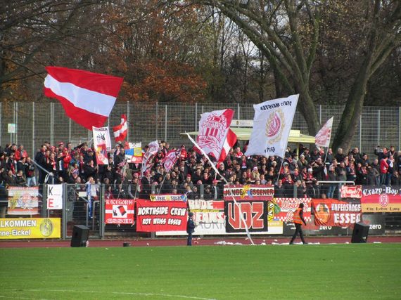 FC Schalke 04 II vs Rot-Weiss Essen (1-1) (2)