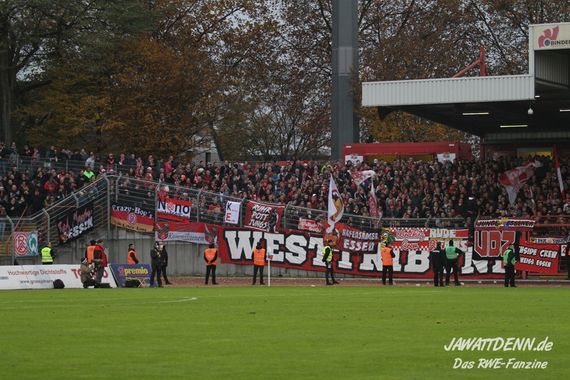 Rot-Weiß Oberhausen vs Rot-Weiss Essen (2-2) (4)