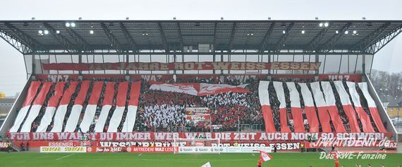 Rot-Weiss Essen vs Rot-Weiß Ahlen (2-2) (5)