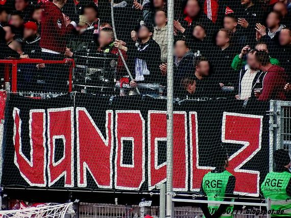 Rot-Weiss Essen vs FC Schalke 04 II (1-0) (5)