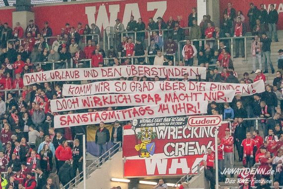 Rot-Weiss Essen vs Westfalia Rhynern (4-1) (1)
