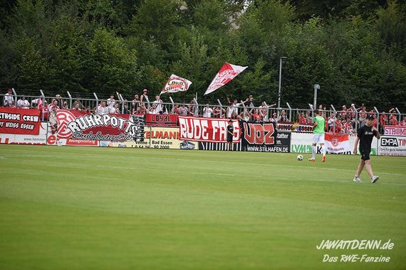 SV Rödinghausen vs Rot-Weiss Essen (2-1) (2)