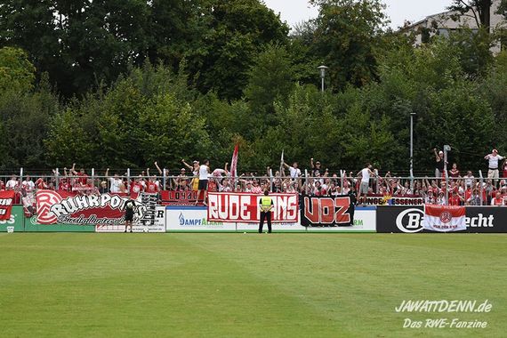 SV Rödinghausen vs Rot-Weiss Essen (2-1) (3)