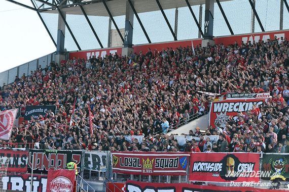 Rot-Weiss Essen vs TSV Alemannia Aachen (1-0) (2)