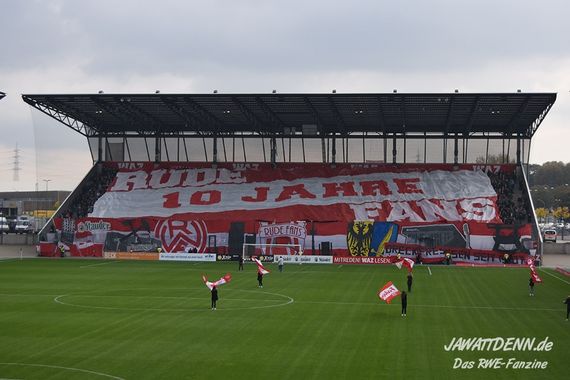 Rot-Weiss Essen vs Rot-Weiß Oberhausen (1-1) (3)