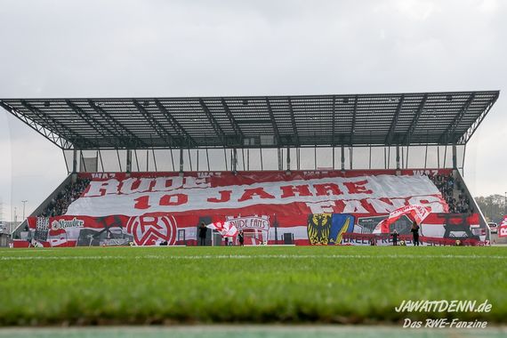 Rot-Weiss Essen vs Rot-Weiß Oberhausen (1-1) (12)