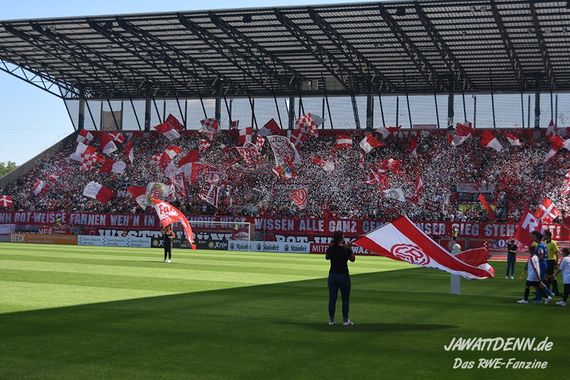 Rot-Weiss Essen vs Wuppertaler SV (5-1) (2)