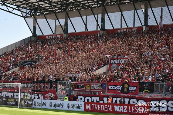 Rot-Weiss Essen vs Wuppertaler SV (5-1) (9)