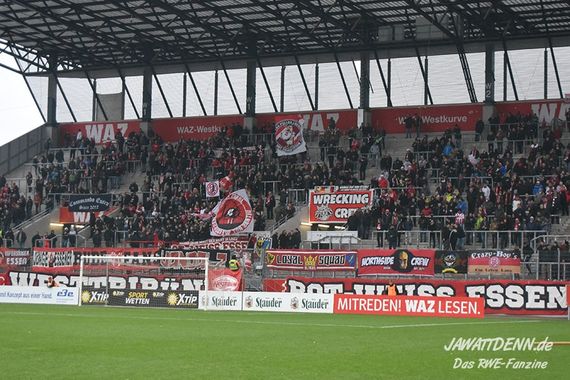 Rot-Weiss Essen vs 1. FC Kaan-Marienborn (1-0) (1)
